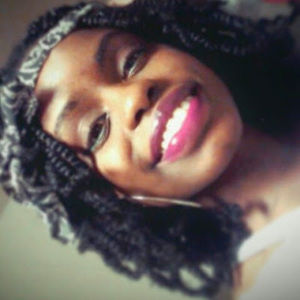 Meet your Posher, Lydia